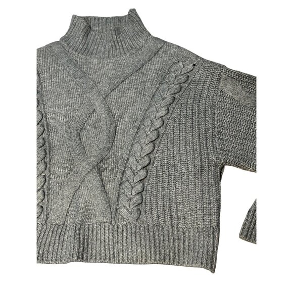 Elizabeth & James Women Medium Boxy Cable Knit Mock Neck Cropped Sweater 19"x19" - Picture 5 of 9
